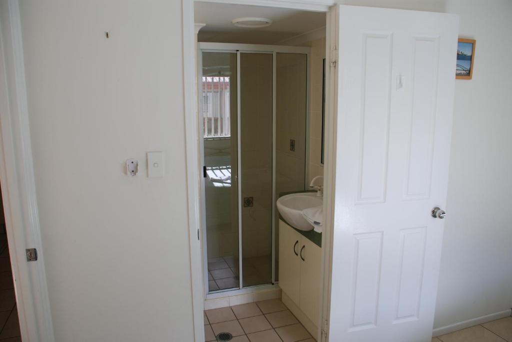 Jade Waters Luxury Apartments Hervey Bay Habitación foto