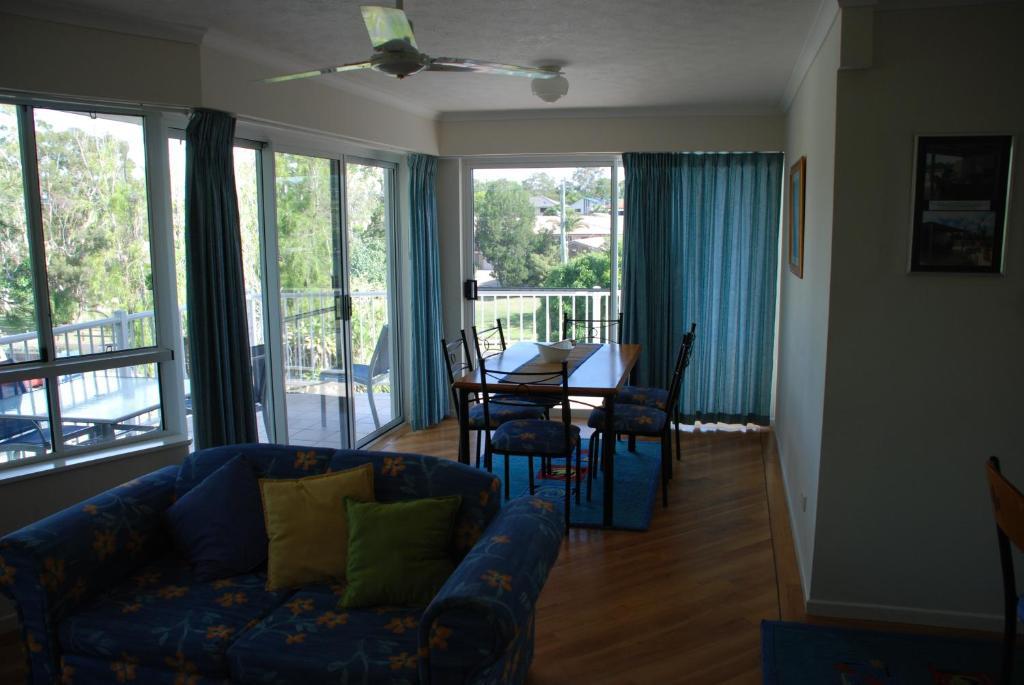 Jade Waters Luxury Apartments Hervey Bay Habitación foto