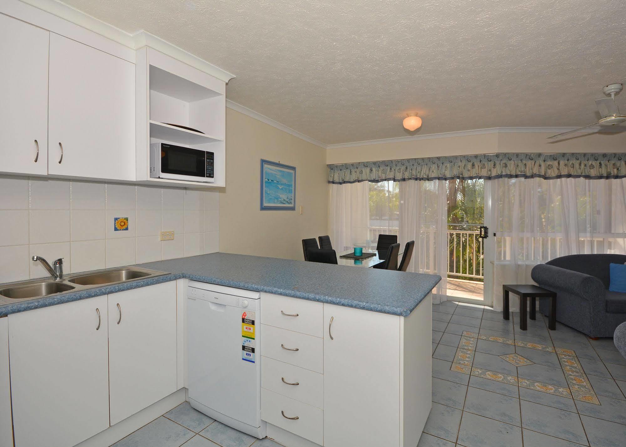 Jade Waters Luxury Apartments Hervey Bay Exterior foto