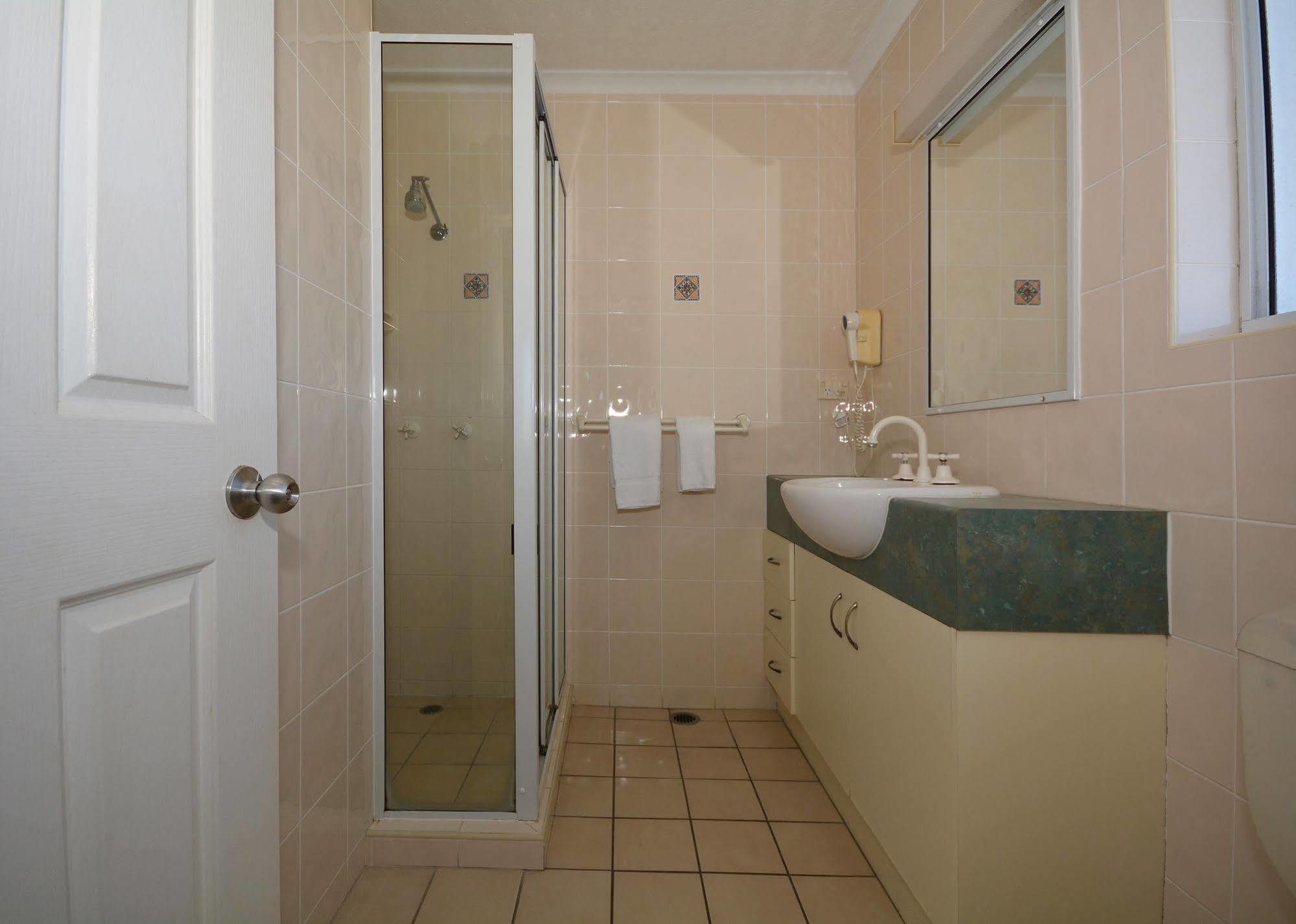 Jade Waters Luxury Apartments Hervey Bay Exterior foto